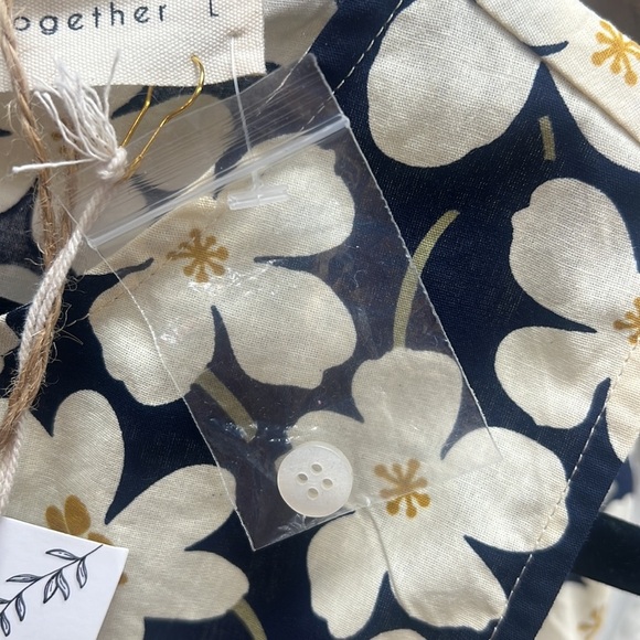 By Together Find Me Floral Set Tank & Shorts Size Large NWT - Picture 13 of 16